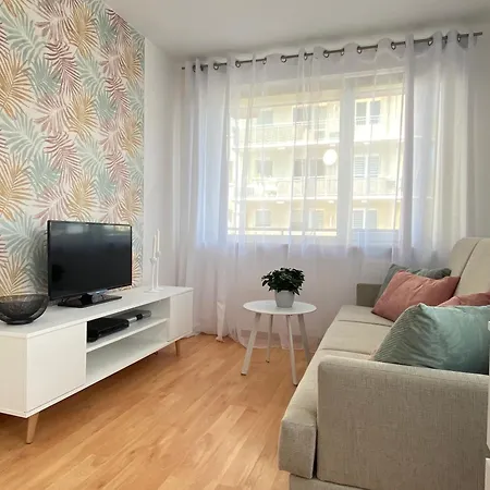 Baltyckie - Na Wydmie - Winda, Bezplatny Parking, 100m Od Port Apartmanhotel Ustka