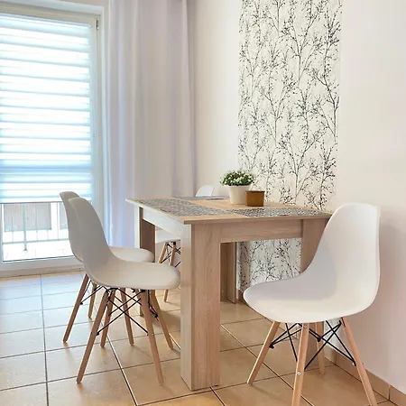 Baltyckie - Na Wydmie - Winda, Bezplatny Parking, 100m Od Port Apart Otel Ustka